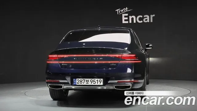 Genesis G90 — Фото автомобиля 4