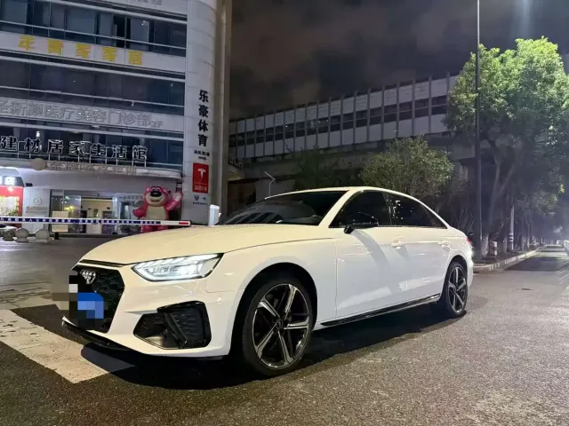 Audi A4L — Фото автомобиля 2