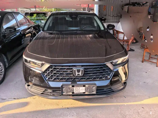 Honda Accord — Фото автомобиля 2
