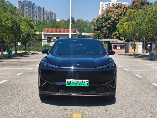 Dongfeng Fengshen L7 — Фото автомобиля 2