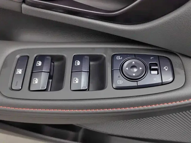 Hyundai Sonata — Фото автомобиля 9