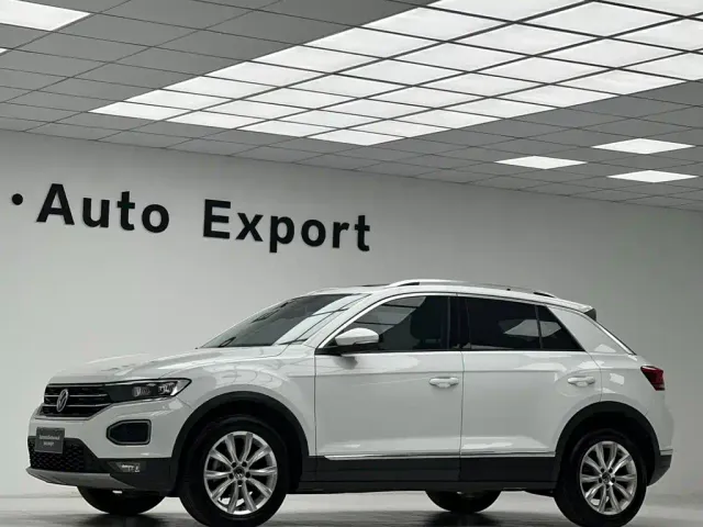 Volkswagen T-Roc — Фото автомобиля 4