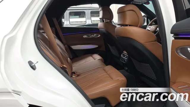 Genesis GV70 2.5T Бензин AWD — Фото автомобиля 10