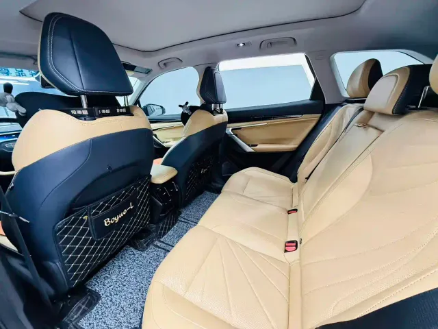 Geely Boyue L — Фото автомобиля 13