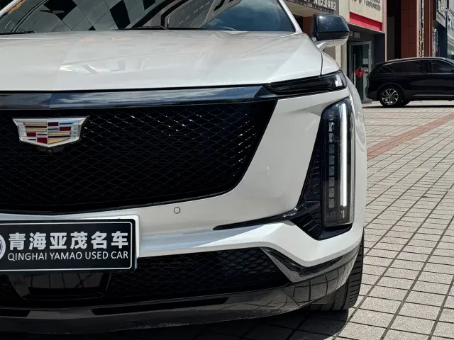 Cadillac XT5 — Фото автомобиля 4