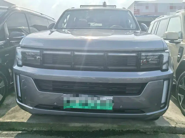 BAIC BJ60 Thunder — Фото автомобиля 2