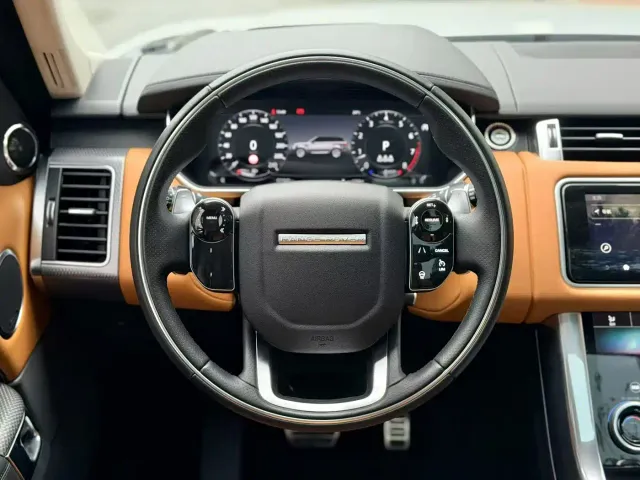 Land Rover Range Rover Sport — Фото автомобиля 3