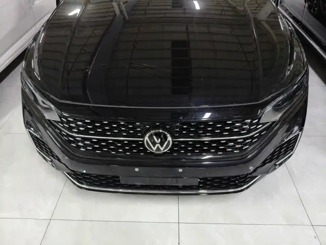 Volkswagen Passat — Фото автомобиля 10