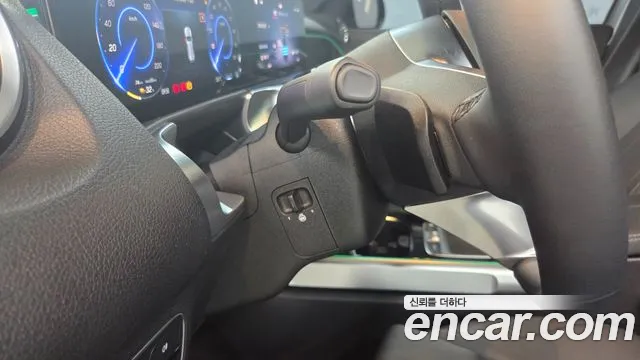 Mercedes-Benz EQB — Фото автомобиля 16
