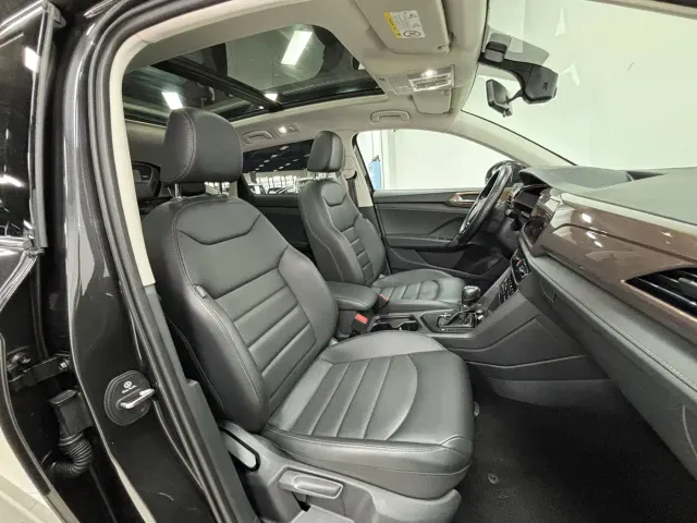 Volkswagen Tharu — Фото автомобиля 10