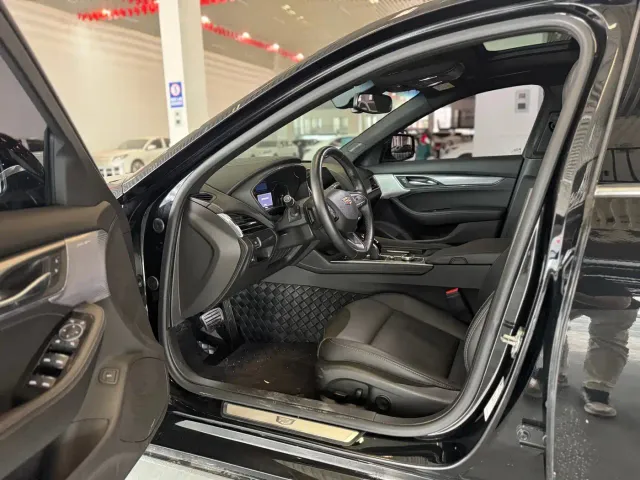 Cadillac CT5 — Фото автомобиля 6
