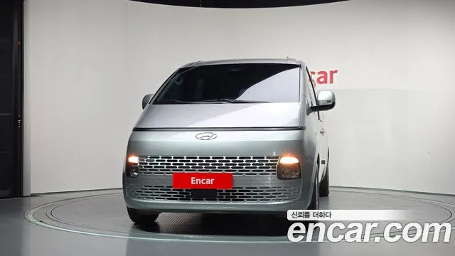 Hyundai Staria — Фото автомобиля 3