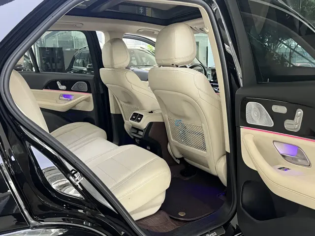 Mercedes-Benz GLE-Class — Фото автомобиля 13
