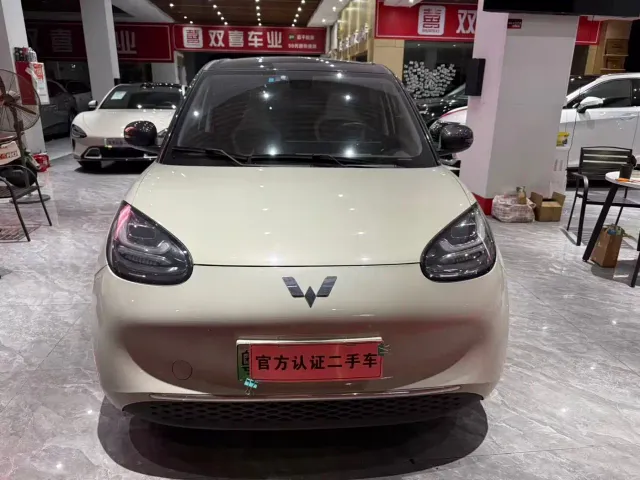 Wuling Bingo — Фото автомобиля 2