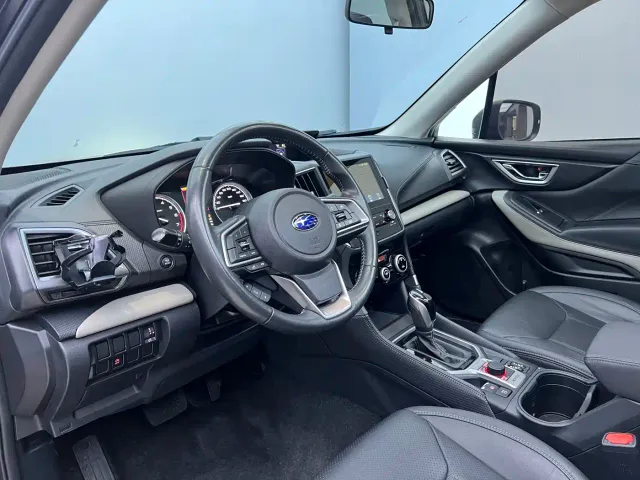 Subaru Forester — Фото автомобиля 9