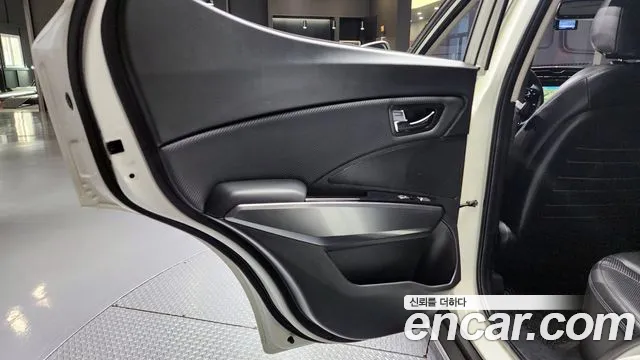 KG_Mobility_Ssangyong TIBOLI Very New Tivoli Бензин 1.5 2WD — Фото автомобиля 19