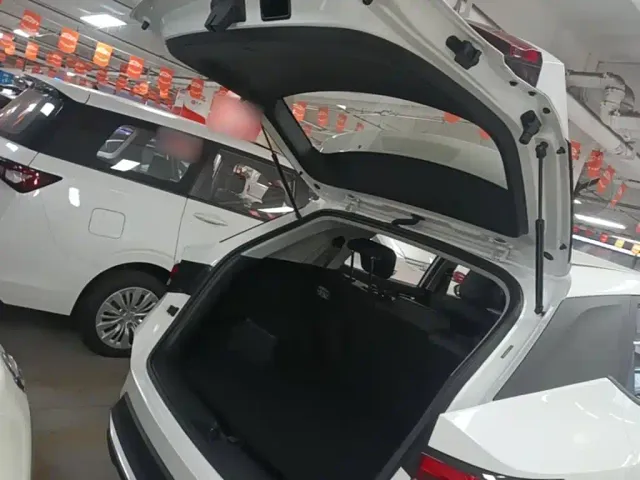 Wuling Xingchi — Фото автомобиля 18