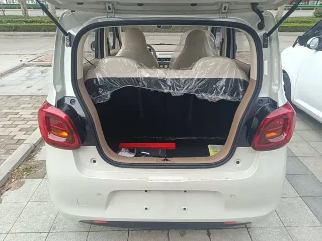 Wuling Hongguang Mini EV — Фото автомобиля 18