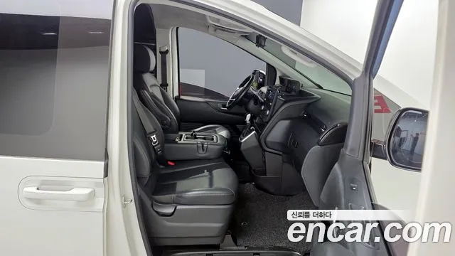 Hyundai Staria Staria Карго 3 места — Фото автомобиля 11