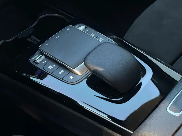 Mercedes-Benz A-Class — Фото автомобиля 15