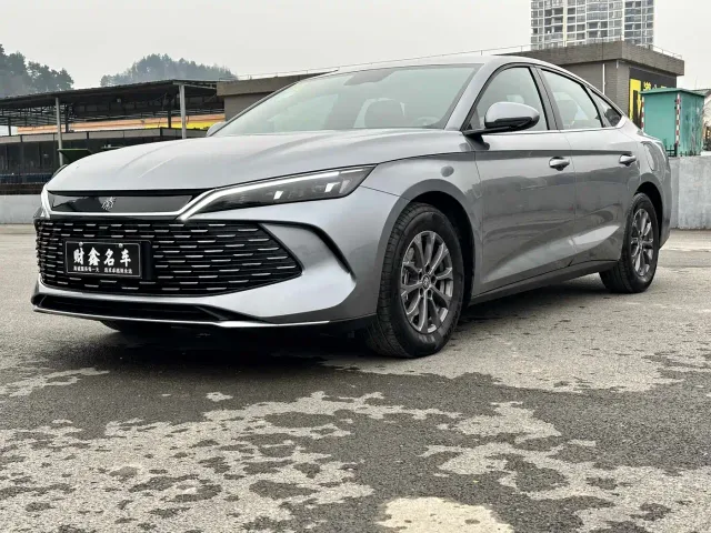 Фотография автомобиля — BYD Qin L