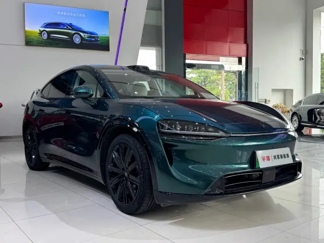 Luxeed R7 — Фото автомобиля 3