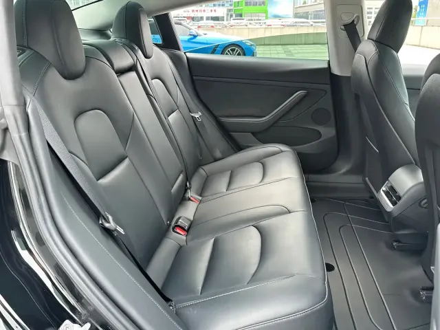 Tesla Model 3 2022 Model Rear-Wheel Drive Version — Фото автомобиля 14
