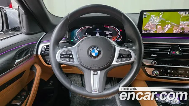 BMW 5 Series G30 — Фото автомобиля 13