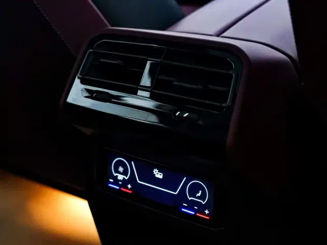 BMW 5 Series — Фото автомобиля 22