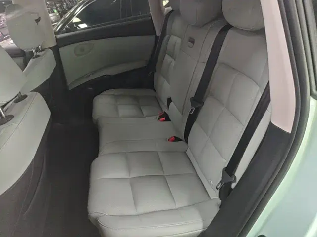 IM Motors LS6 — Фото автомобиля 16