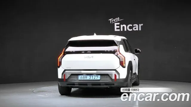 Kia EV3 — Фото автомобиля 3