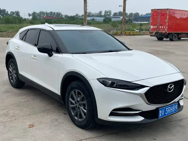 Mazda CX-4 — Фото автомобиля 3