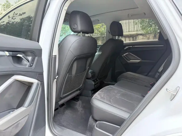 Audi Q3 — Фото автомобиля 11
