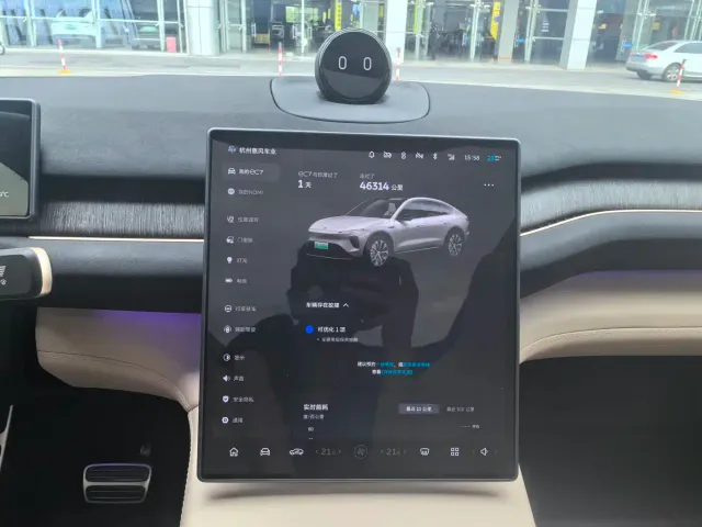 Nio EC7 — Фото автомобиля 16