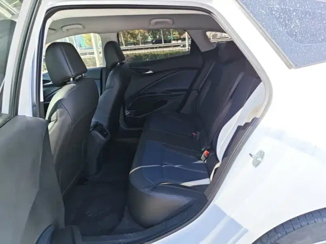 Buick Velite 6 — Фото автомобиля 16
