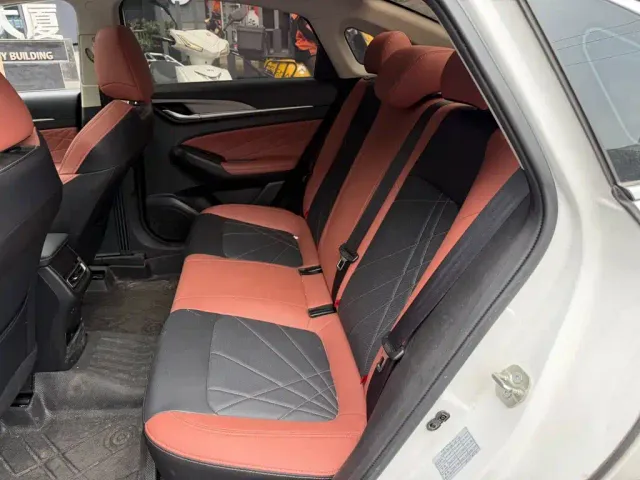 Changan Eado — Фото автомобиля 12