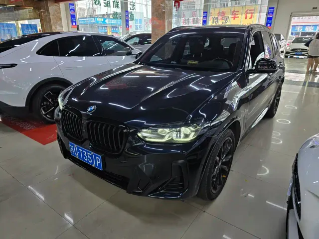 Фотография автомобиля — BMW X3