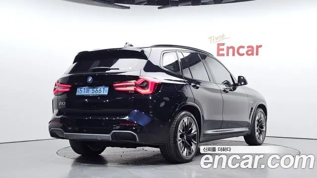 BMW iX3 G08 (2020–2024) — Фото автомобиля 2