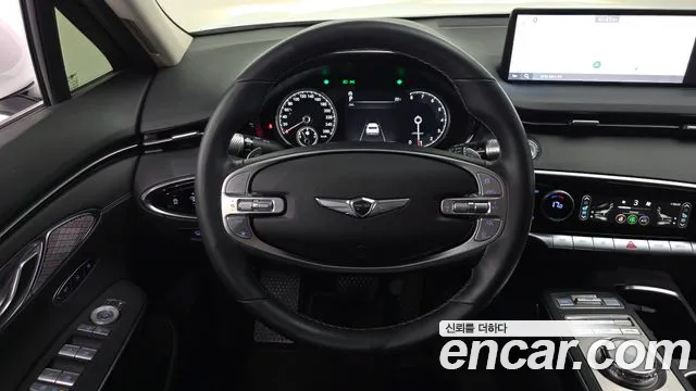 Genesis GV70 — Фото автомобиля 19