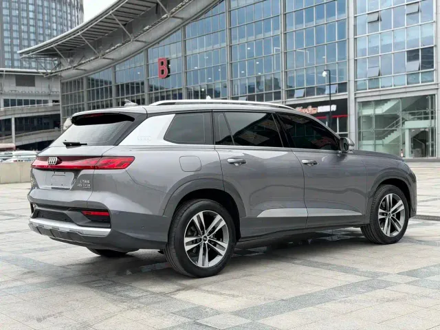 Audi Q6 — Фото автомобиля 5