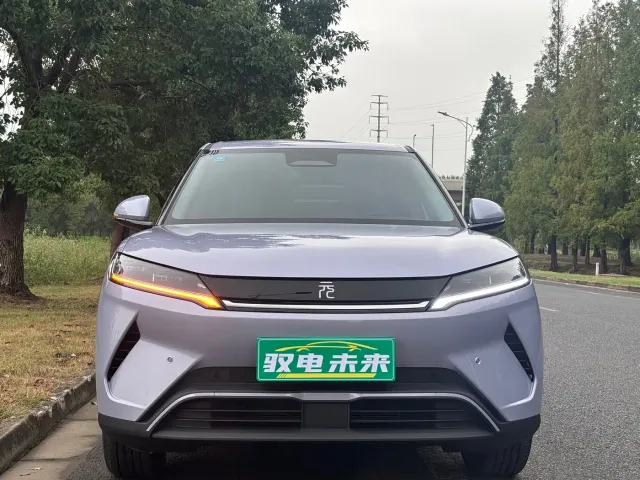 Фотография автомобиля — BYD Yuan UP