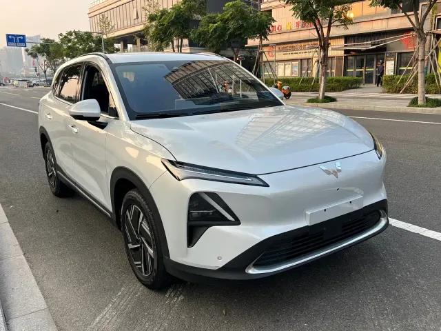 Wuling Starlight S — Фото автомобиля 3