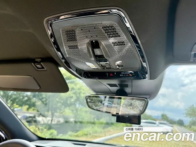 Cadillac Lyriq Lyriq Sport — Фото автомобиля 15