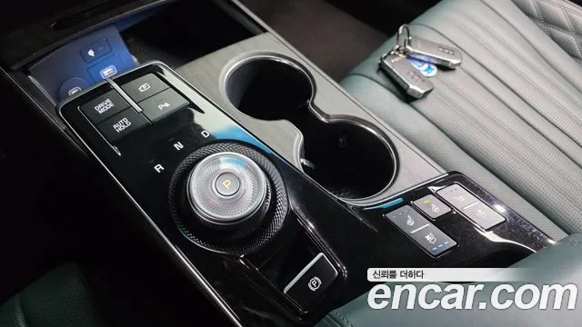 Kia K8 K8 Hybrid — Фото автомобиля 12
