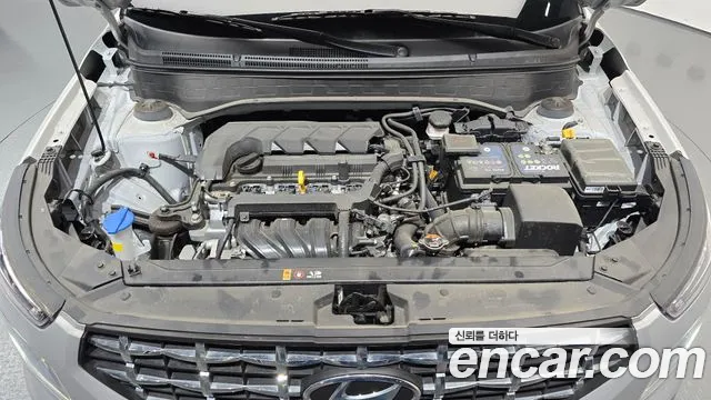 Hyundai Venue — Фото автомобиля 9
