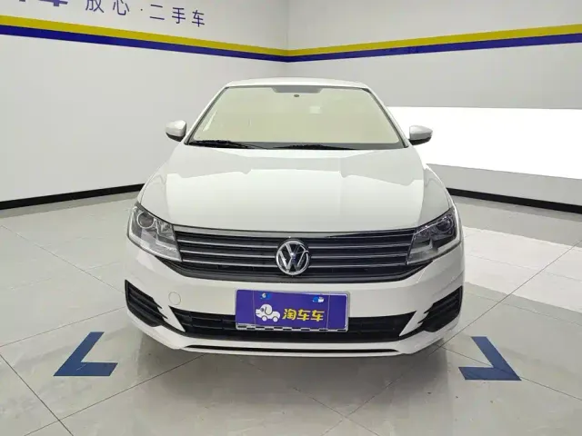 Volkswagen Lavida — Фото автомобиля 2