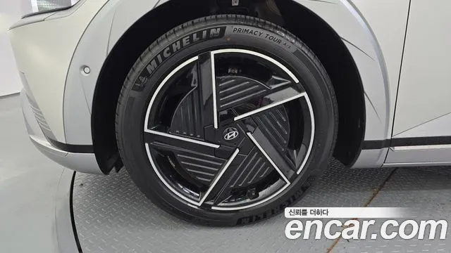 Hyundai Ioniq 5 New — Фото автомобиля 5