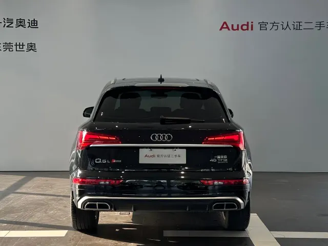 Audi Q5L — Фото автомобиля 3