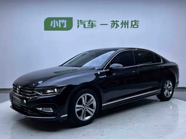 Фотография автомобиля — Volkswagen Magotan