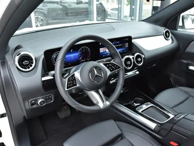 Mercedes-Benz GLA-Class — Фото автомобиля 11